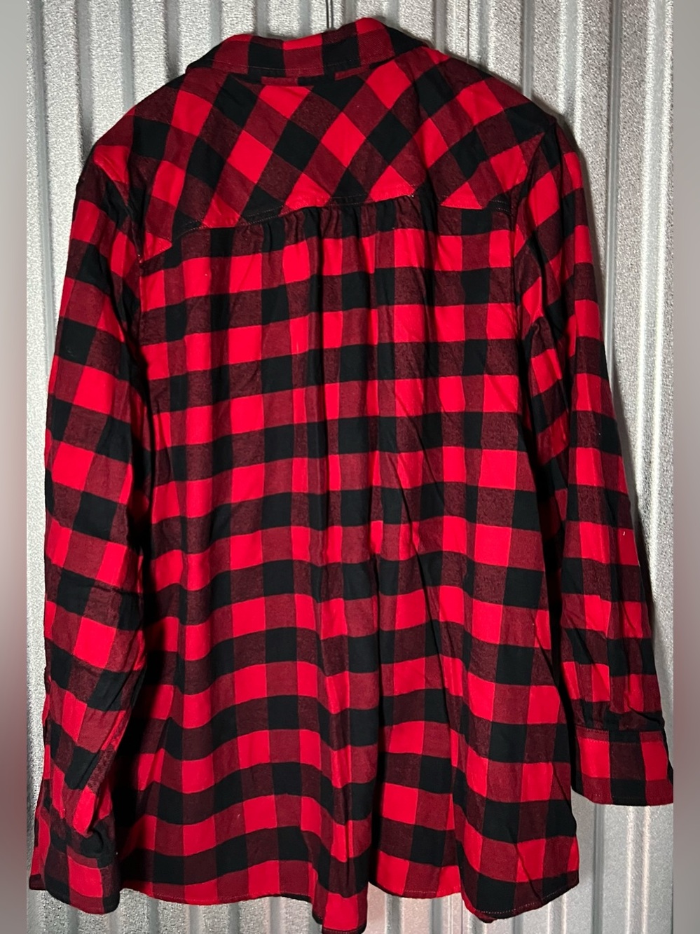 Lands' End Red and Black Buffalo Plaid Button-Down Flannel Shirt NWOT 24W - Picture 3 of 4